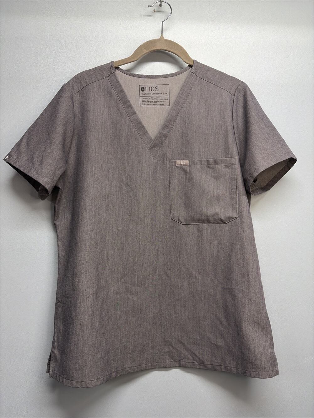 Figs Technical Collection Scrub Top - Sz Medium - Gray FW1000 Women’s RN 142256